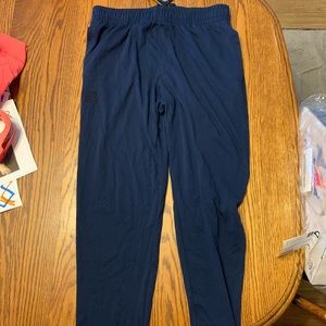 🔥Under Armour joggers🔥